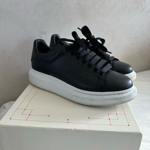 Alexander McQueen 39.5